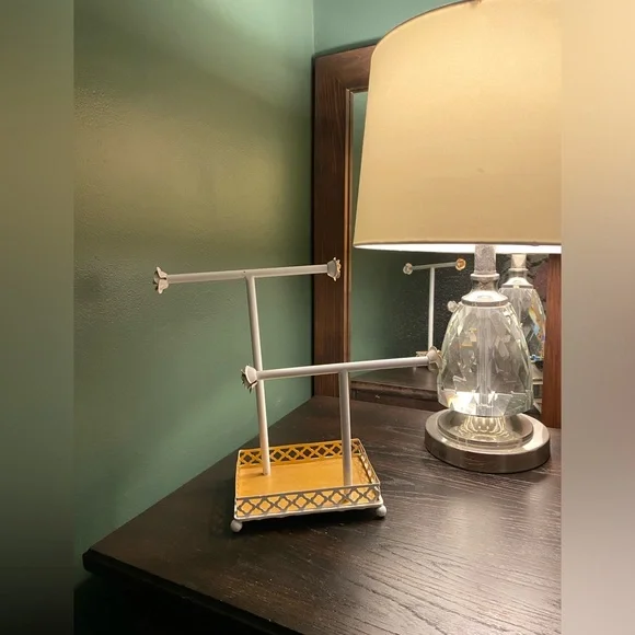 Silver Jewelry Stand with Yellow Base - Picture 1 of 11